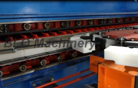 Continuous pu sandwich panel production line