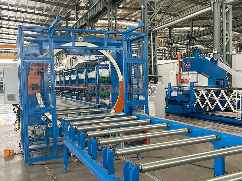 An EPS Sandwich Panel Machine (Continuous)